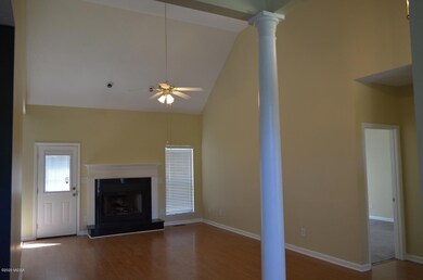 4 - Greatroom