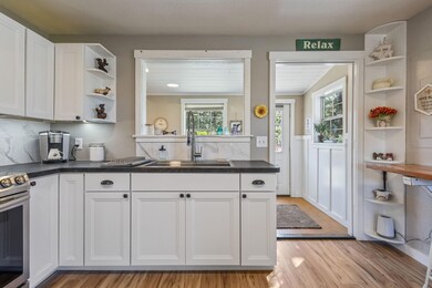 5-web-or-mls-67186 Harrington Loop Rd, B