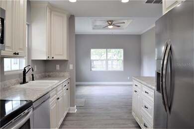 Kitchen island can be moved to your liking, creati