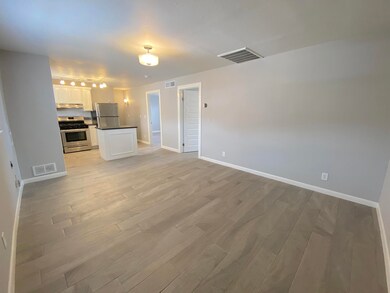 2723 Sacramento Ave unit C, El Paso, TX 79930 - photo 2