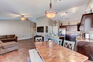 2050 W 17th Ave-11