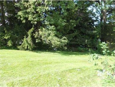 26 Williston Ave, Easthampton, MA 01027 - photo 3