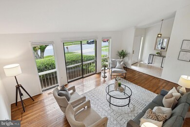 908 Twin Oaks Dr, Potomac, MD 20854 - photo 7