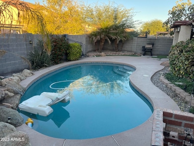 578 W Racine Loop, Casa Grande, AZ 85122 - photo 3