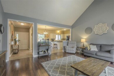 5565 Meadow View Dr, Shawnee, KS 66226 - photo 7