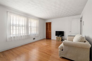 63 Summit St, Arlington, MA 02474 - photo 4