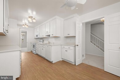 7640 Westlake Terrace, Bethesda, MD 20817 - photo 5