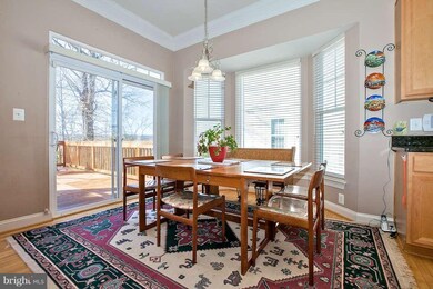 9204 Falling Water Dr, Bristow, VA 20136 - photo 4