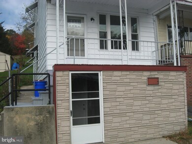 48 Ann St, Pottsville, PA 17901 - photo 2