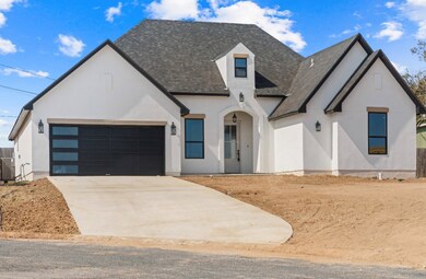 1608 Redwood Ct, Fredericksburg, TX 78624 - photo 2