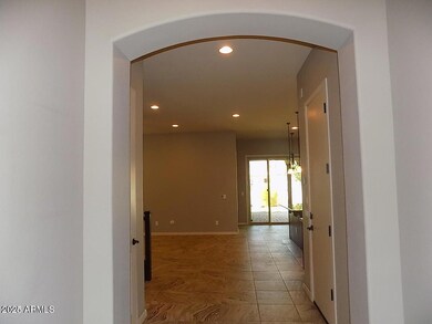 2820 E Citrus Way, Chandler, AZ 85286 - photo 2