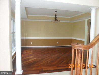 12800 Timber View Ct, Silver Spring, MD 20904 - photo 4