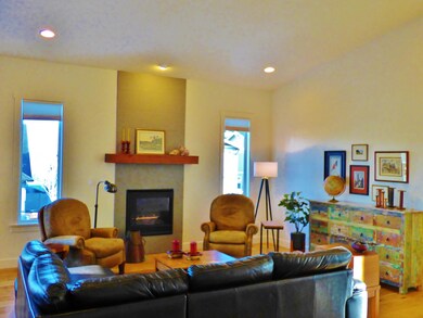 61099 SE Marble Mountain Ln, Bend, OR 97702 - photo 5