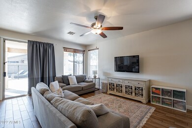 412 N Neuman Place, Chandler, AZ 85225 - photo 7