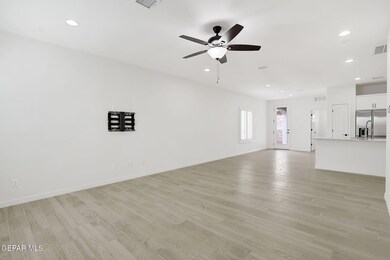 13123 Oakhampton Ave, El Paso, TX 79928 - photo 4