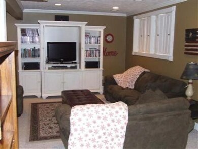 986 Kingtree Ct SW, Byron Center, MI 49315 - photo 5