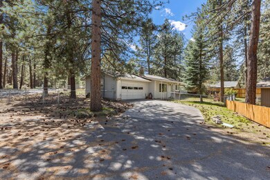 60843 Emigrant Cir, Bend, OR 97702 - photo 3