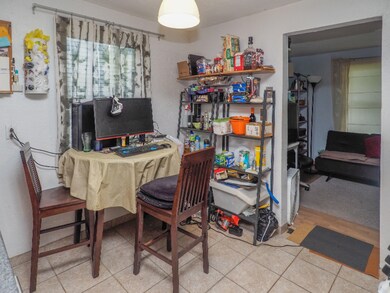 3509 Hoover St-205