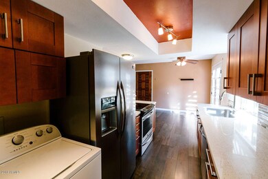 10432 N 10th St unit 3, Phoenix, AZ 85020 - photo 6