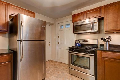 550 E. Kelso Rd. ~ Updated Kitchen