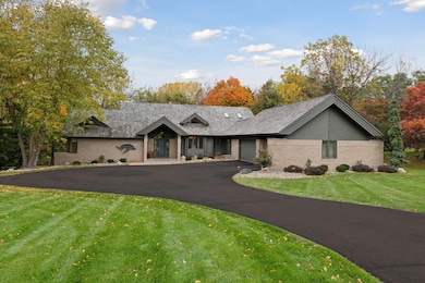 Welcome to 5880 Boulder Bridge Lane