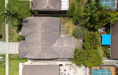 9327 Pontiac Dr, Tampa, FL 33626 - photo 3