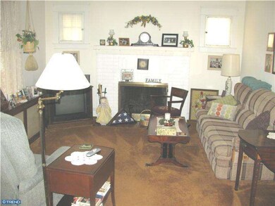 3825 Berry Ave, Drexel Hill, PA 19026 - photo 7