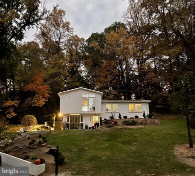 7304 Rippon Rd, Alexandria, VA 22307 - photo 3