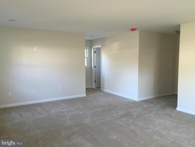 12639 Millstream Dr, Bowie, MD 20715 - photo 3