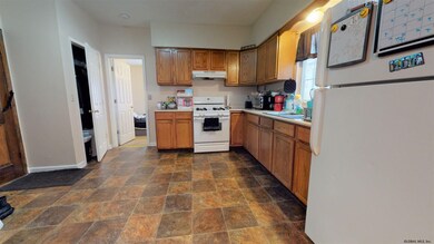 71 N Allen St unit 2, Albany, NY 12203 - photo 5