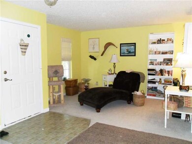 928 Ravine Dr, Franklin, IN 46131 - photo 4