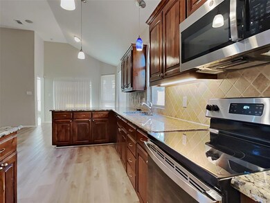 2205 Kaitlyn Dr, Weatherford, TX 76087 - photo 6