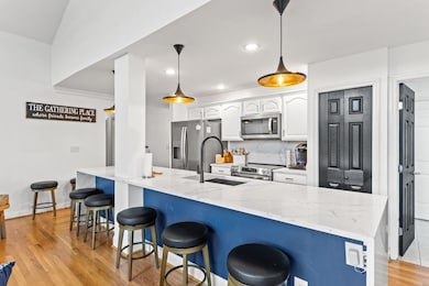 7-web-or-mls-475-ron-clar-dr