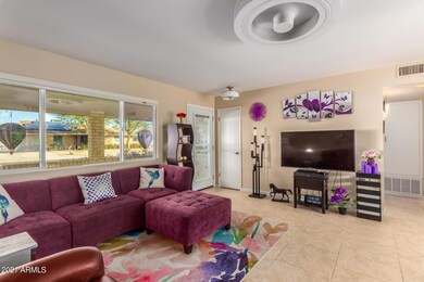 10435 W Kelso Dr, Sun City, AZ 85351 - photo 5