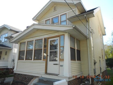 ENCLOSED FRONT PORCH EXTERIOR