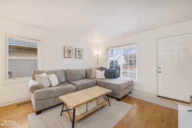 26435 Tawas St, Madison Heights, MI 48071 - photo 6