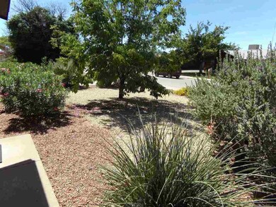 405 Plainview Dr, Alamogordo, NM 88310 - photo 3