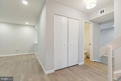 2307 Kingsbury Ln, Woodbridge, VA 22192 - photo 3