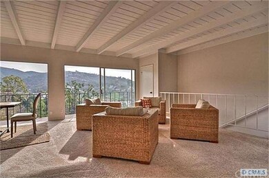 Great room, dine and entertain while enjoying the 