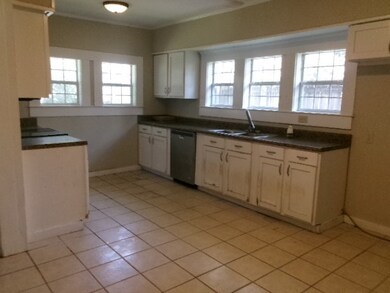 303 Second St, Picayune, MS 39466 - photo 3