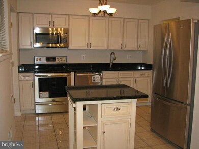 5301 Brinkley Rd, Temple Hills, MD 20748 - photo 5