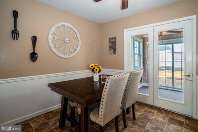 212 Adams Dr, Womelsdorf, PA 19567 - photo 7