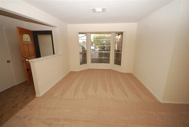 6620 Esther Ave NE, Albuquerque, NM 87109 - photo 3