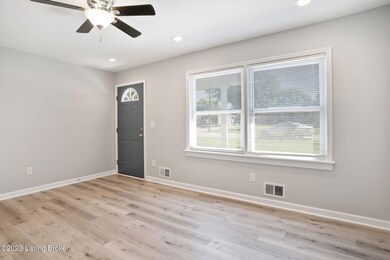 8902 Aristides Dr-16