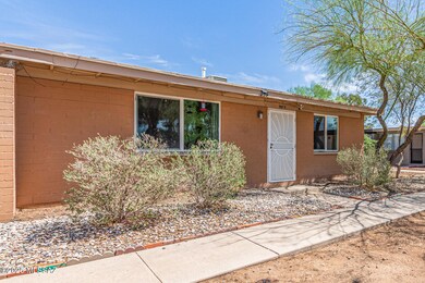 3913 S Queen Palm Dr, Tucson, AZ 85730 - photo 4