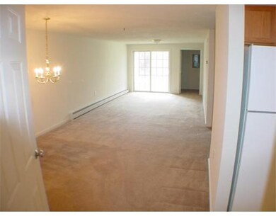 220 Providence Rd unit 411, South Grafton, MA 01560 - photo 4