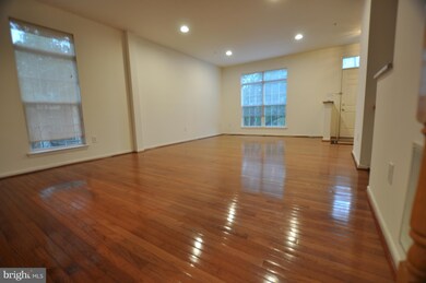 20814 Gaelic Ct, Germantown, MD 20874 - photo 3