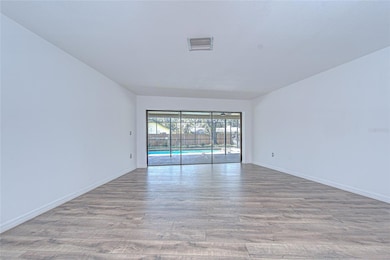 2102 Doefield Ct, Valrico, FL 33596 - photo 7