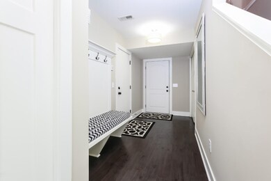 005-Foyer-5018371-medium