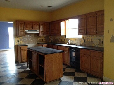 Center Island Kitchen